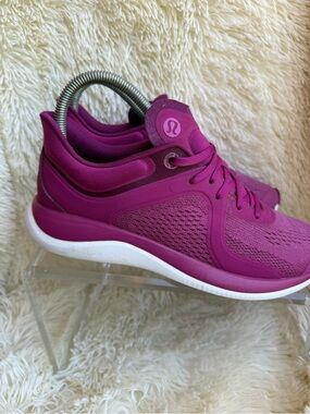 Lululemon chargefeel workout Sneakers Shoes Magenta Purple Size 8.5